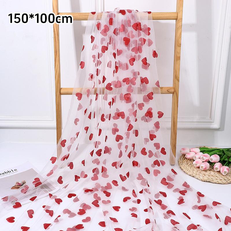 Red Heart-Shaped Mesh Table Runner Romantic Heart Design Wedding Table Decor Transparent Heart Pattern Valentine's Day Party
