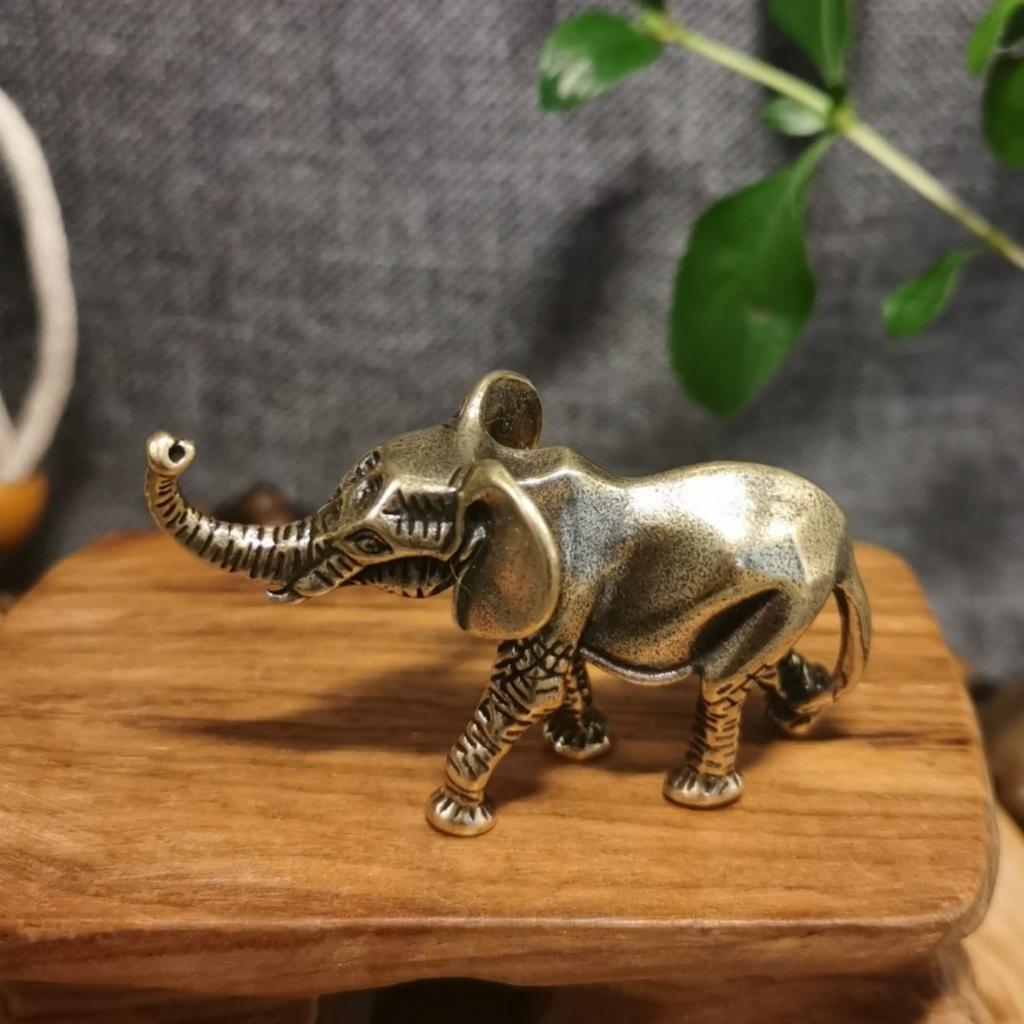 Ottone Antico Elefante Pet da Tè Animale in Miniatura Scultura Decorazione per la Casa Ornamento da Scrivania Ufficio Statuetta da Collezione Vintage Regalo