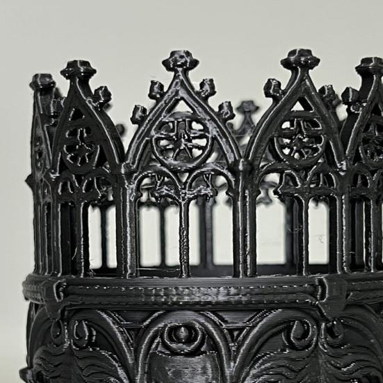 Gotische Decoratieve Kandelaar 3D Geprint Vintage Middeleeuwse Zuilkaarsenstandaard voor Tafel Haard Decoratie