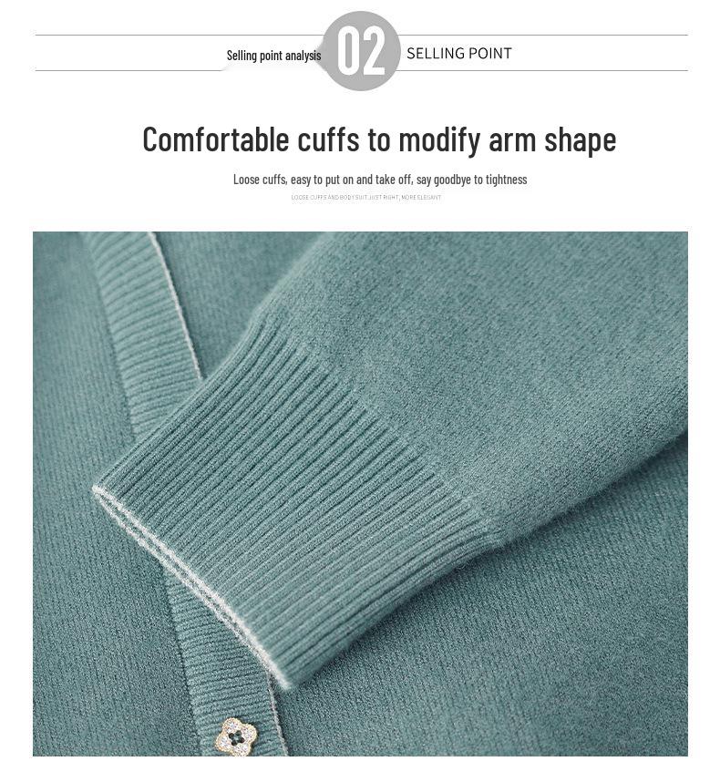 Cozy Velvet-Lined Sweater: Fashionable Base Layer for Middle-Aged & Elderly Women