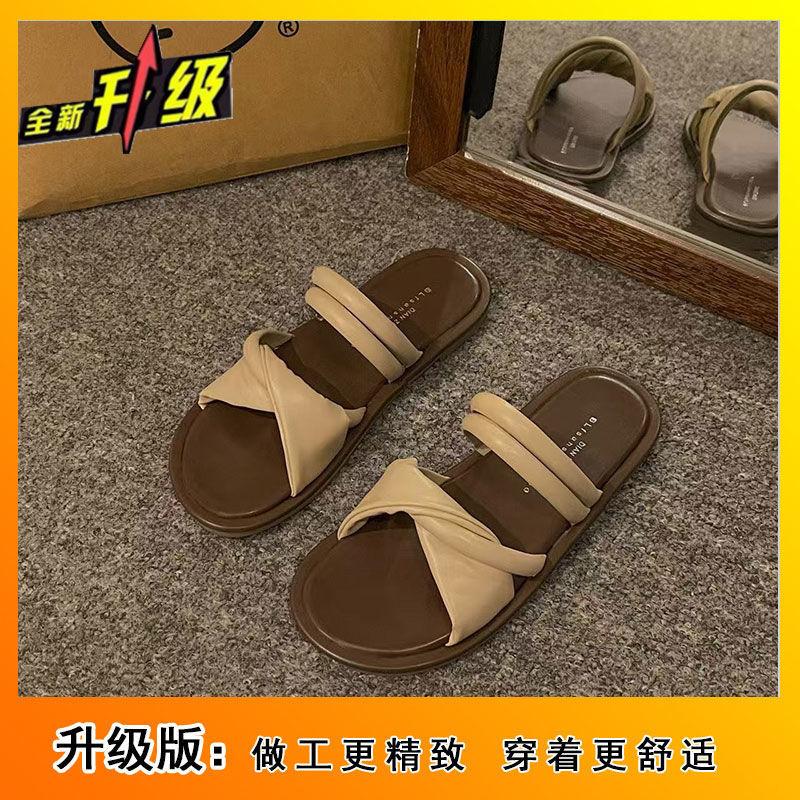 2025 Summer New Outer Wear French Small Sandals Pregnant Women Beach Flat Sandals High Sense Two Wear One Word Slippers Women