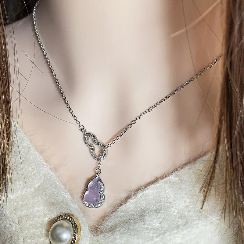 

Purple Gourd Necklace Flower Inlaid Zircon Collarbone Chain Niche Design Personalized Light Luxury High-End Pendant