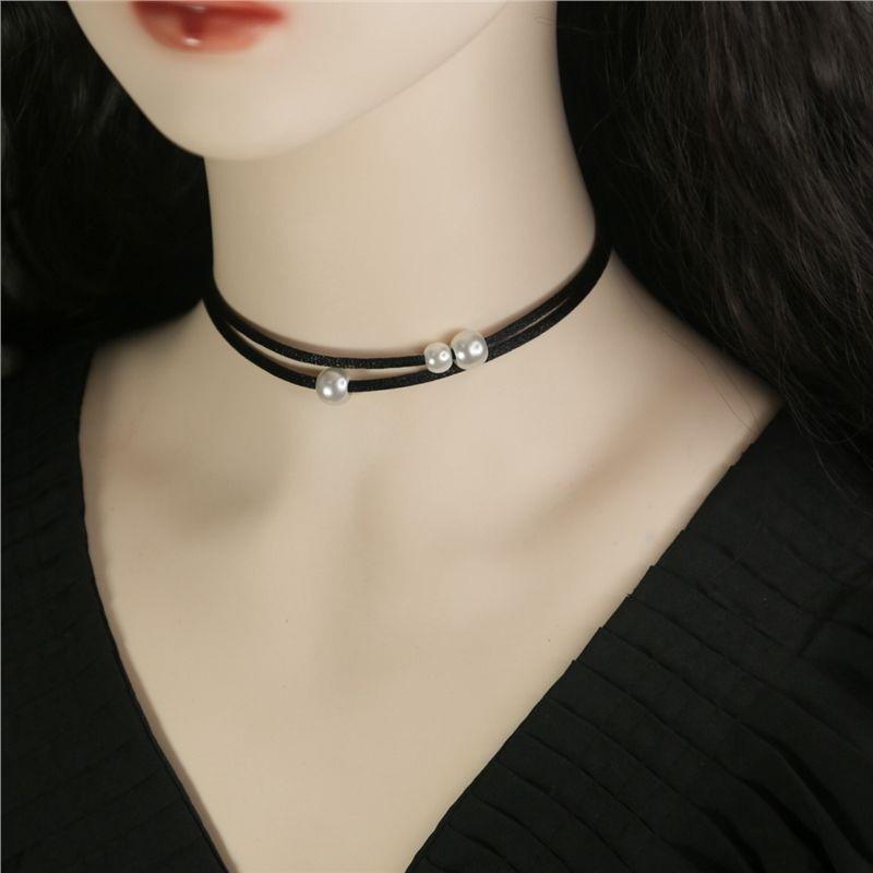 Elegant Multi-Color Pearl Double Layer Collarbone Chain for Fashionable Versatility