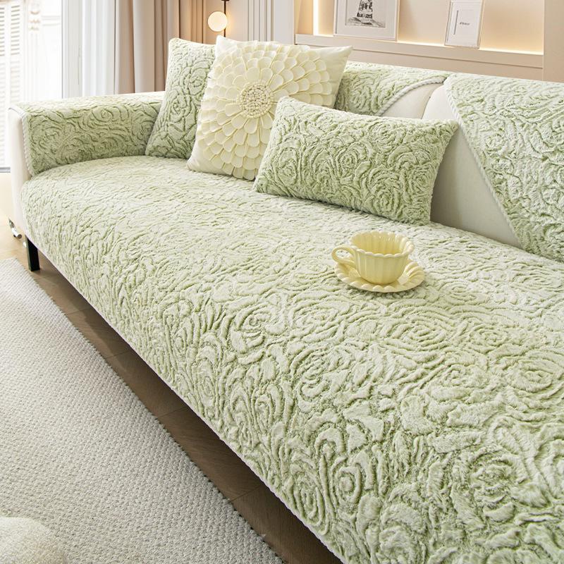 

Winter Rose Fleece Sofa Cushion Thickened Warm Plush Seat Cushion New Fixed Non-Slip Sofa Cover Cover Cloth 70*70cm