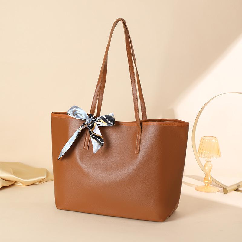 Litchi Grain Shoulder Tote: 2026 Fashionable Large-Capacity Solid Color with Scarf Decor for Women