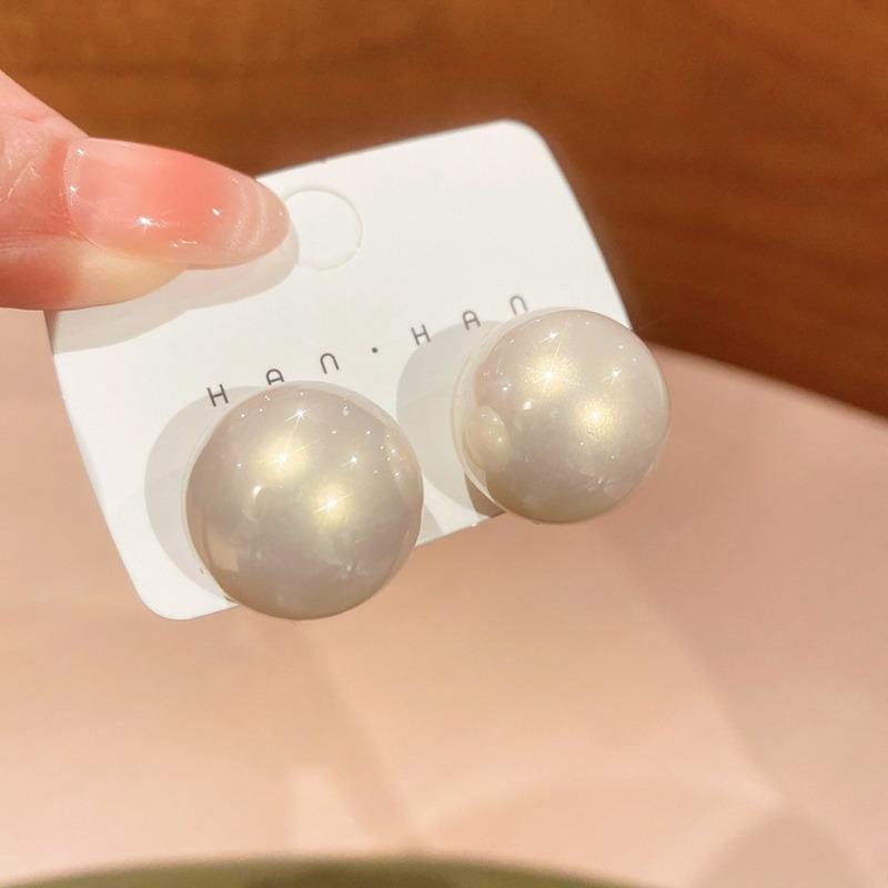 Silver Needle Red Round Pearl Earrings Light Luxury High-end Stud Earrings Fashion Simple Elegant Temperament Versatile Earrings Women
