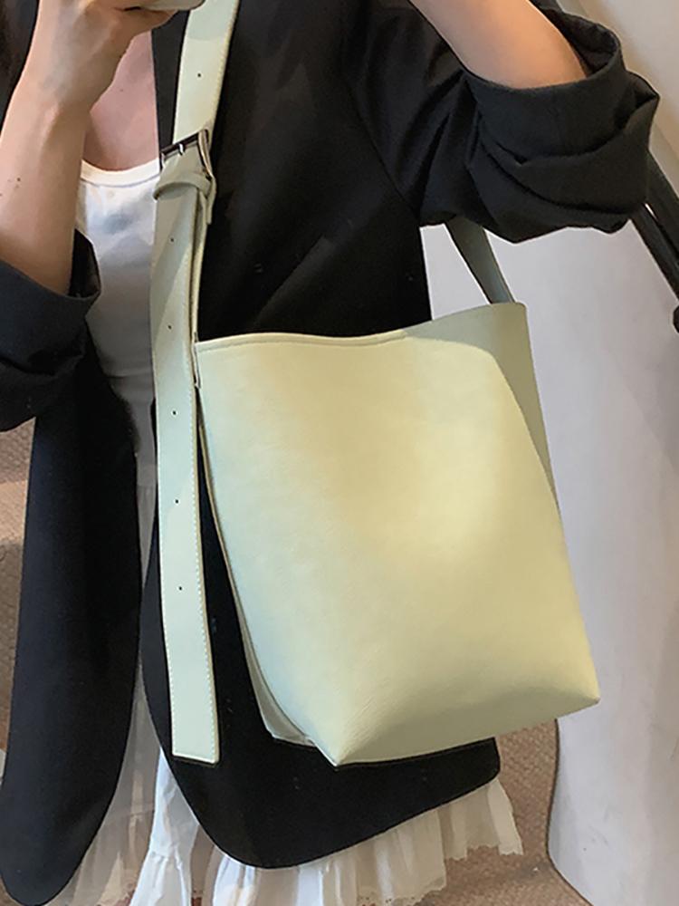 Casual Wide Shoulder Strap Crossbody Bag Women Fashi Versatile Single Shoulder Bags Large Capacity Commuter Bucket Handbags