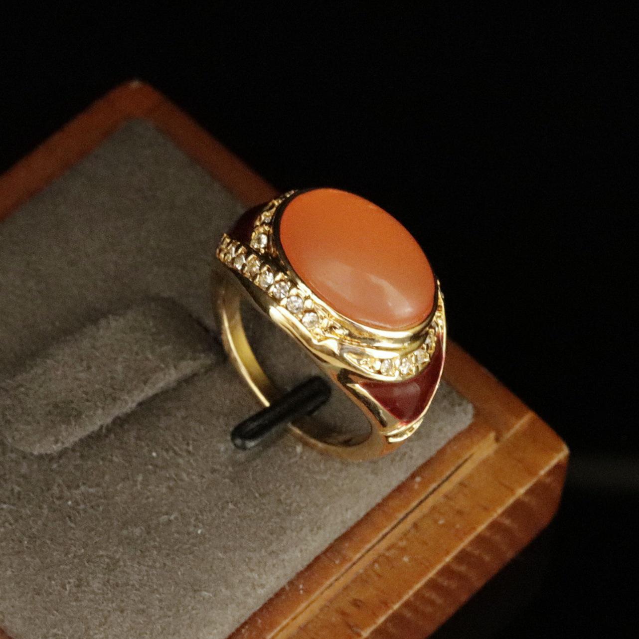 Vintage High-End Gold-Plated Amber Court Style Ring
