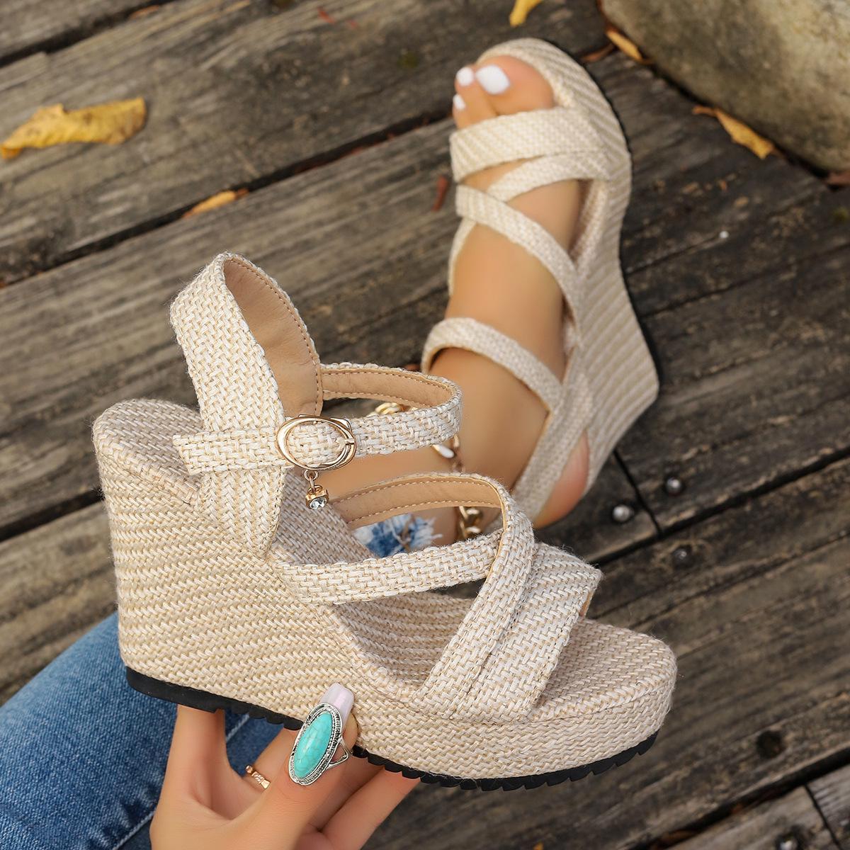 

Женские босоножки на танкетке 2024 года — толстая подошва из денима с перекрестной пряжкой в римском стиле 40 абрикосовый