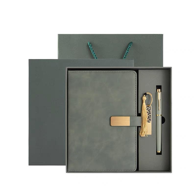 Executive Gift Set: High-Value Insulated Cup & Notebook for Business Offices