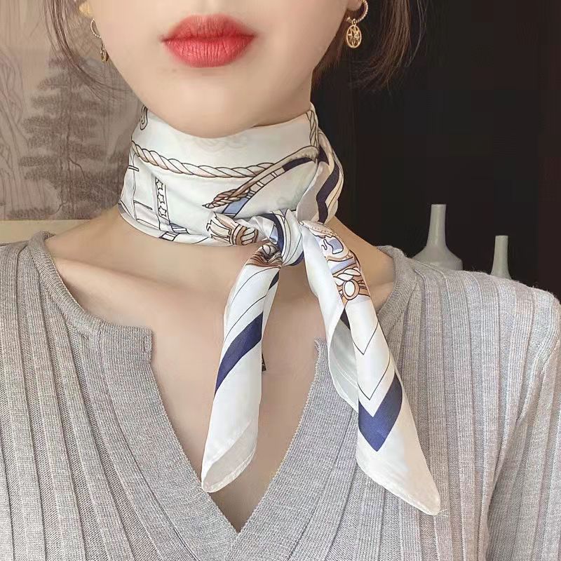 New Fashion Zebra Printed Square Scarf Soft Satin Thin Smooth Neck Scarf 70*70Cm Vintage Style Sunscreen Headscarf For Women