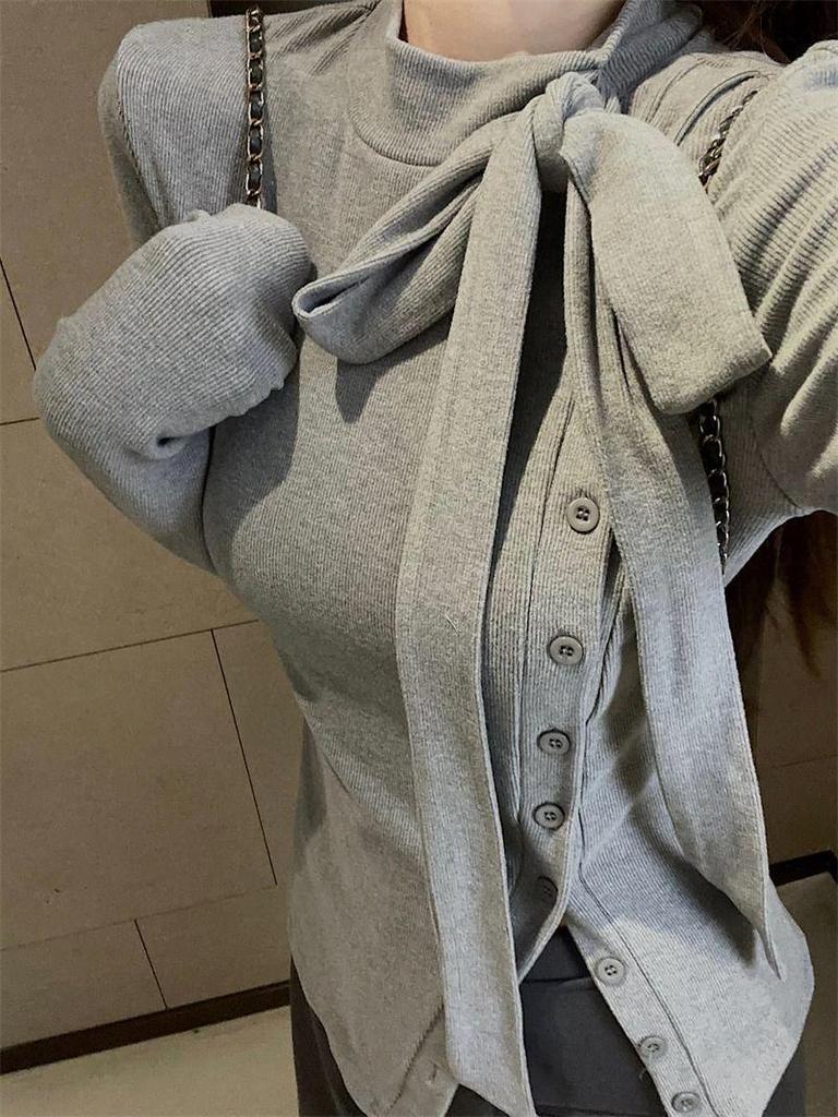 Koreanischer Stil Gebürstetes Verdicktes Langarm-T-Shirt mit Krawatten-Schnürung Stehkragen, Herbst/Winter Schlanke Passform