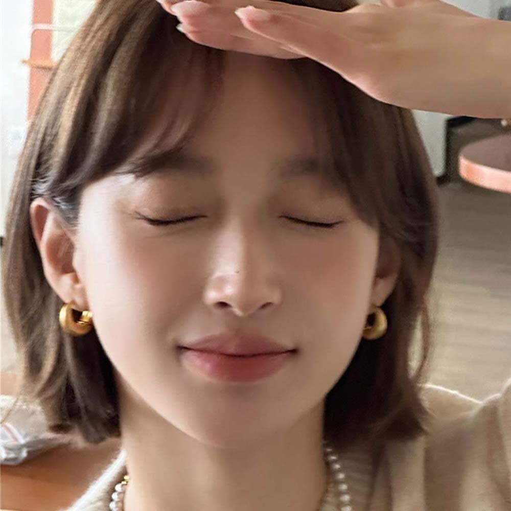 Waterproof Golden Round Earrings Elegant Silver Ear Buckles Wedding Circle Earrings Women