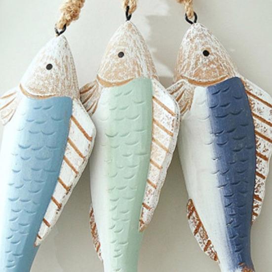 Mediterranean Vintage Wooden Fish Decoration Farmhouse Rustic Nautical Home Restaurant Wall Art Fish String Hanging Ornament Pendant
