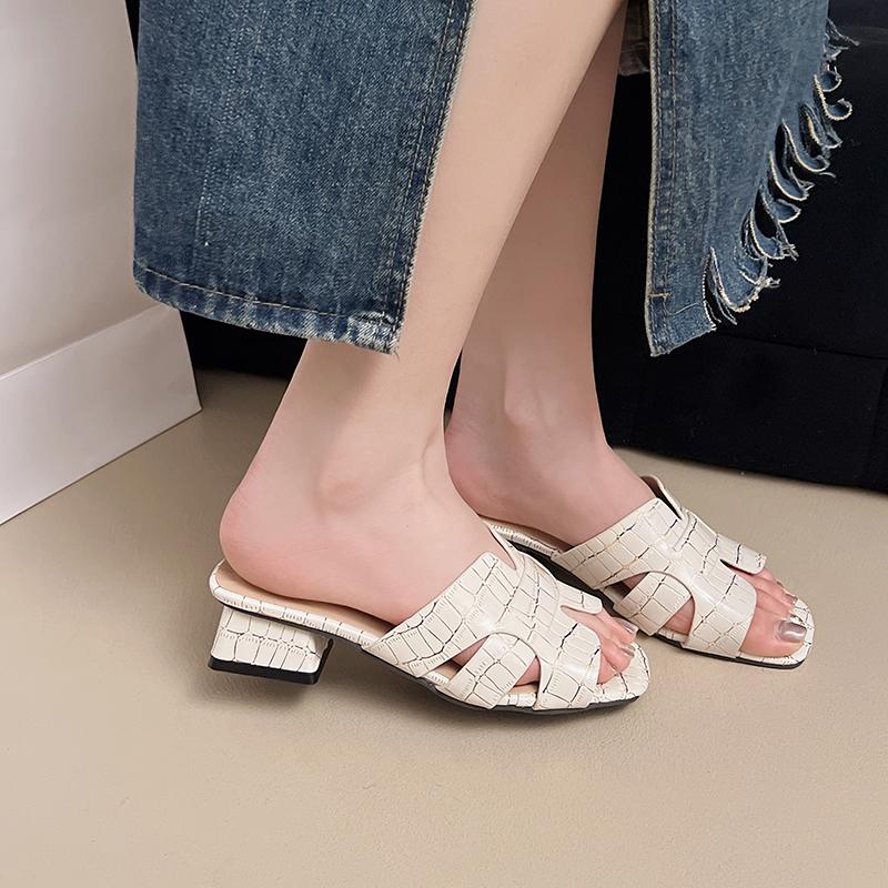 Fashion 2025Women Sandals Square Heels Elegant Summer Slippers Outdoor Square Head Leather Female Slides
