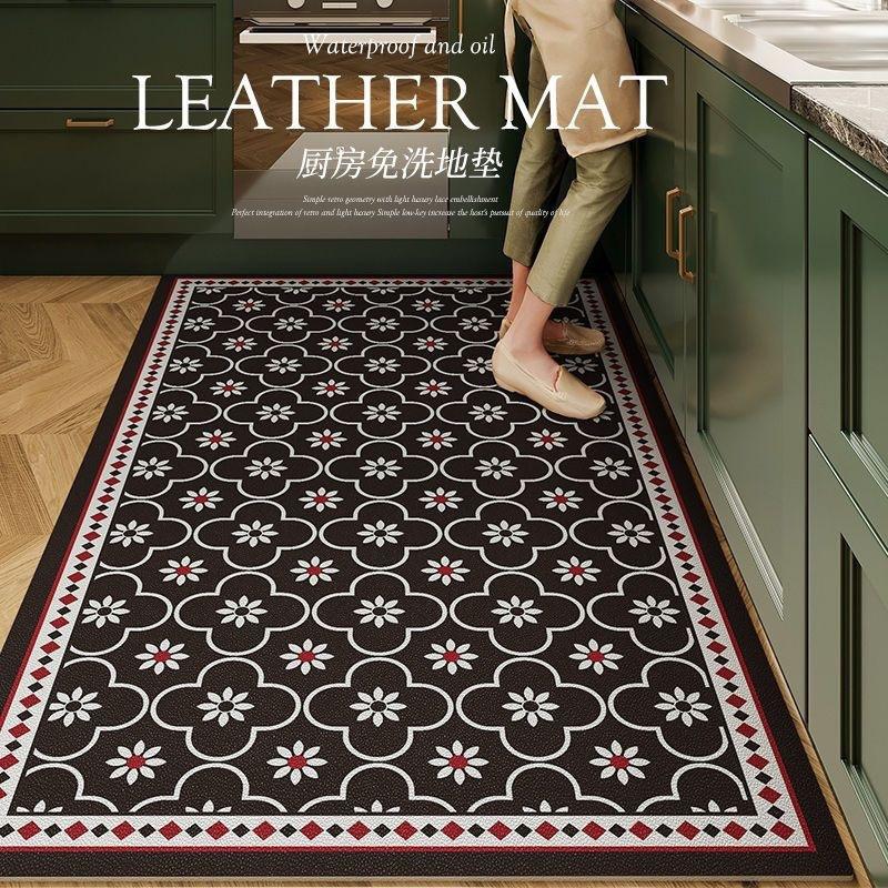 Simple Kitchen Floor Mat Water Absorbent and Anti-Slip with Vintage Style and Durable Silica Gel Rug for Home Decoration