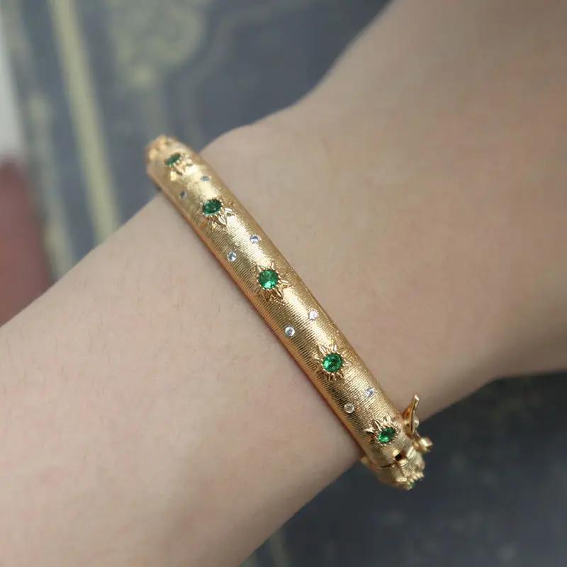 Classic Court style wire drawing bracelet for women light luxury elegant green crystal retro flower bangles wedding fine jewelry