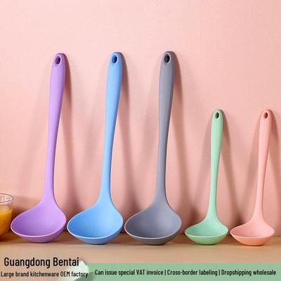 Stoviglie – Set di utensili da cucina