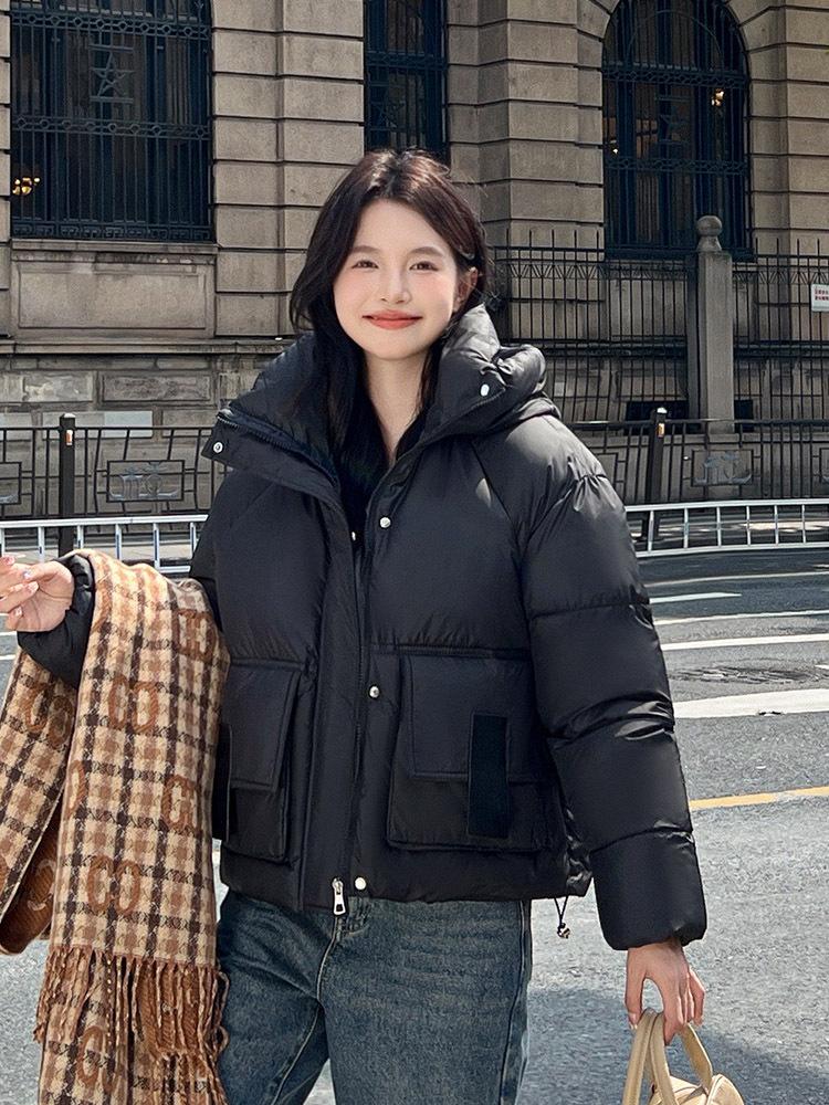 Bread clothes,  clothes, women's short big bags, new loose down  clothes, thickened winter  jackets.