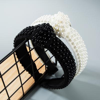 A Large Pearl Fashionable, Trendy and Simple Wide-edge Pearl Hair Band Is Selling Well. Hair Clips, Hair Bands and Hair Accessor