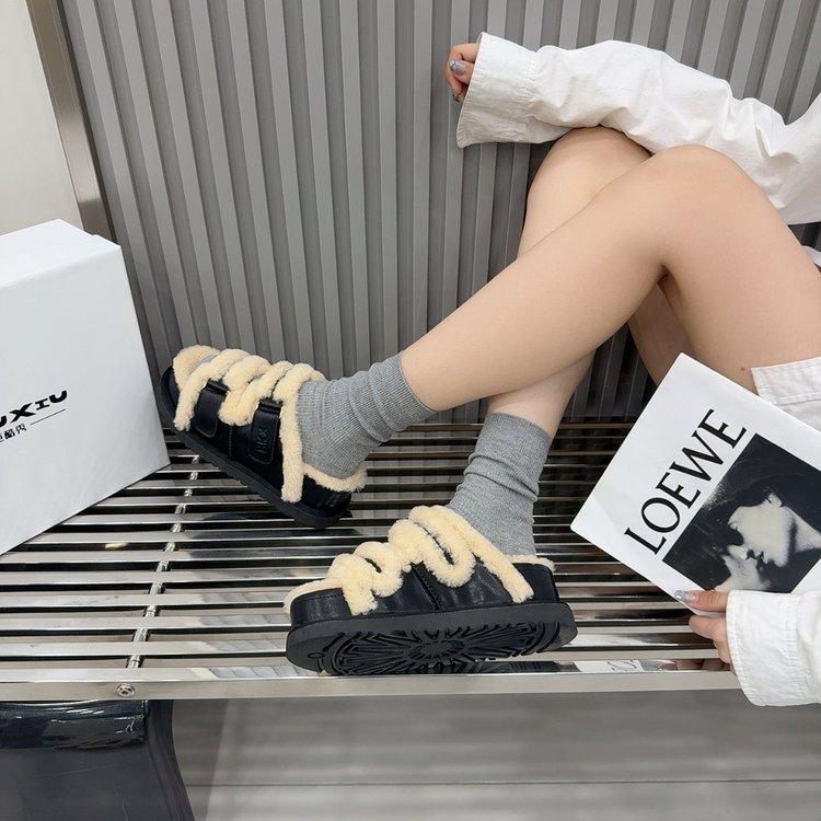 [Youshilai] 2025 Autumn and Winter New Platform Slippers with Plush One-word Fluff Drag Lazy Double Buckle Platform Women's Shoes