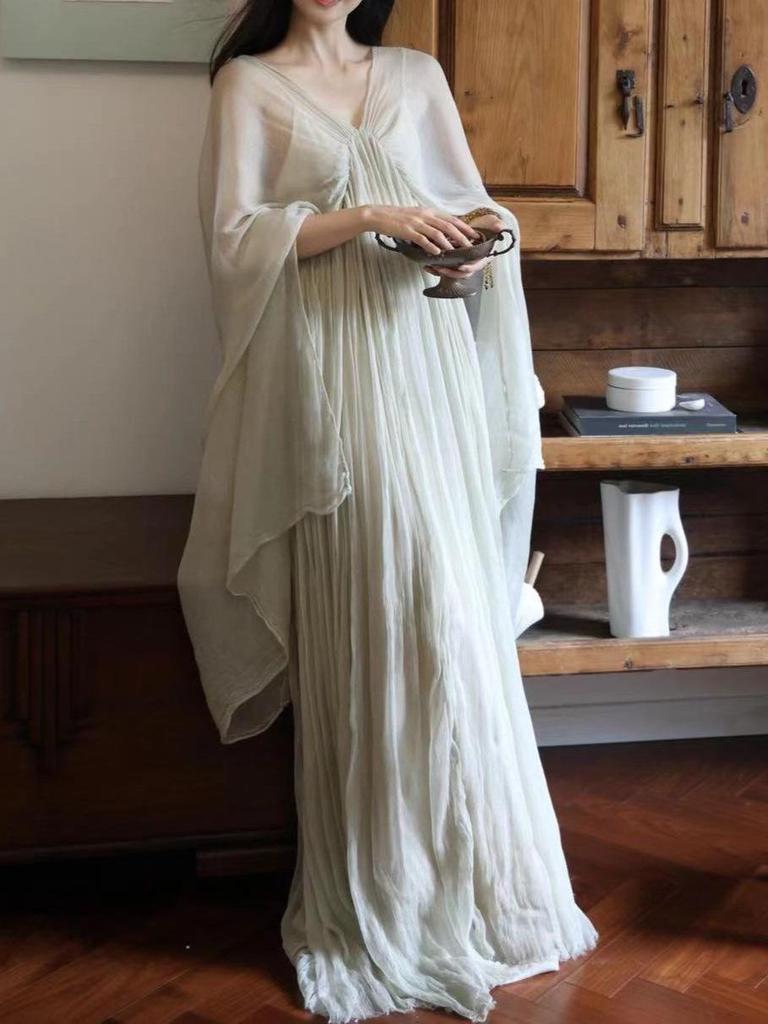 2026 Stylish & Elegant Chinese-Style Dress: Chic, High-End, Super Fairy Two-Piece Long Dress