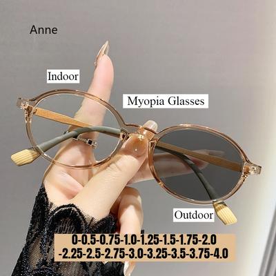 Occhiali da sole intelligenti alla moda con montatura ovale che cambia colore per esterni, occhiali per miopia da donna anti-luce blu, occhiali da vista con diottrie negative -1.5 -2.5