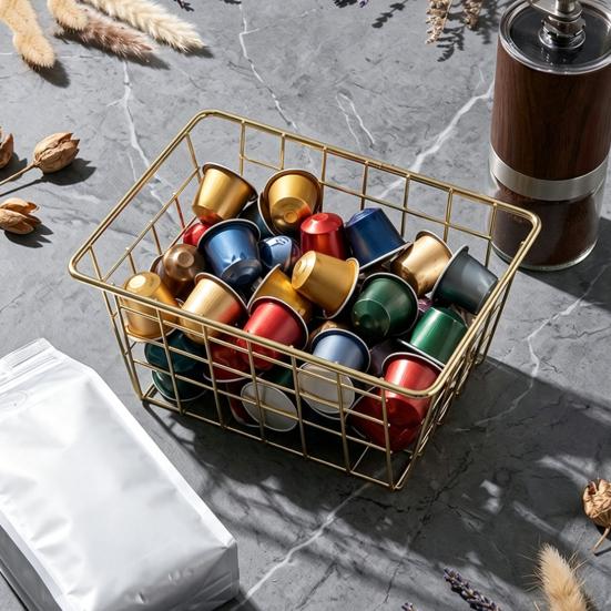 Cesto Portaoggetti in Ferro a Grande Capacità, Cesto Organizer in Filo Stile Nordico, Contenitore Decorativo in Rete Metallica per Piani Cucina Frutta Snack Multi