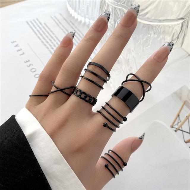 Vintage Hollow Butterfly Heart Ring Set for Women