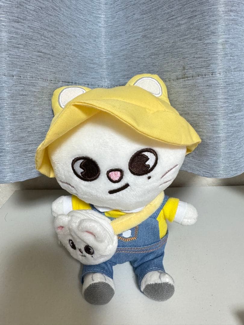 

[USED] Genieretto Plush Toy for Kindergarteners Mini Pochette