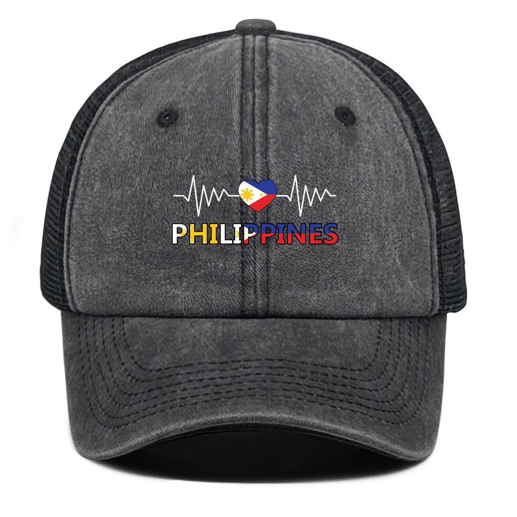 Heart Waves Philippine Flag Print Adjustable Mesh Cap, Patriotic Flat Cap Stylish Vintage-Inspired Polyester Slouchy Snapback Sun Hat