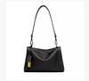 Borsa da donna in pelle 2023 borsa a spalla tipo cuscino strato superiore tracolla pelle bovina versatile grande capacità borsa baguette alla moda versatile