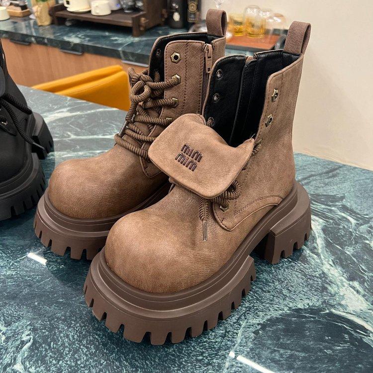 

Кожаные ретро коричневые ботинки Мартин на платформе женские 2024 новая осенняя мода с лацканами короткие ботинки ботинки-локомотивы 40 коричневый