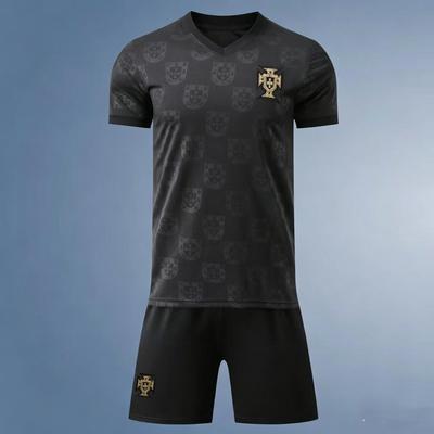 Passende Familien-Fußballtrikots zur WM 2026 - Fußballtrikot-Sets für Eltern & Kinder