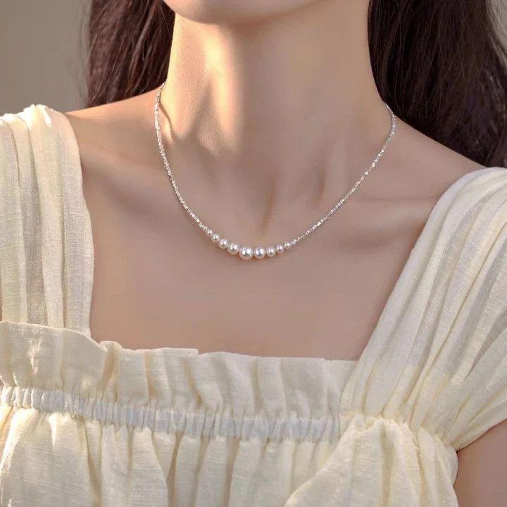 Korean Pearl Necklace: High-End Silver Clavicle Chain with Niche Design, Perfect for Light Luxury and Sweater Pendants.
