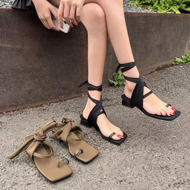 Fashion Summer New Square Heel Sandals Women with Skirt Upper Toe Versatile Lace-up Square Toe Mid-block Heel Roma Shoes