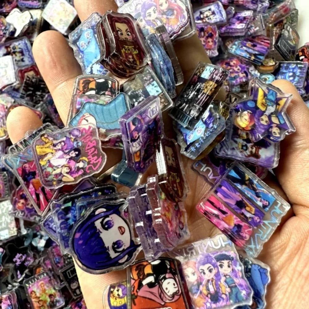 52 Pezzi Anime K-pops Cacciatori di Demoni Ciondolo Acrilico 2cm Patch Acrilica Kawaii Accessori Fai da Te Fatti a Mano Portachiavi Patch con Clip in PP Giocattolo