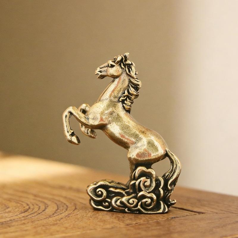 Metal Horse Statue Sculptures Decorative Animal Figurines Tabletop Ornament Symbols Wealth Career Home Decorations