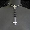Persönlichkeit Gotisch Silberfarbe Fünfzackiger Stern Umgedrehter Kreuz Quaste Anhänger Schwarze Perlenkette für Frauen Halloween Schmuck