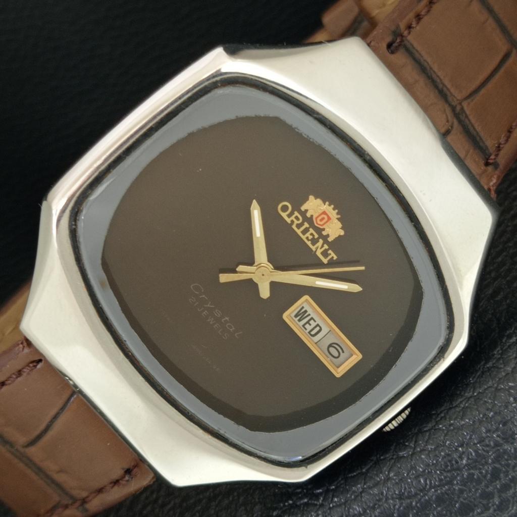 

VINTAGE ORIENT CRYSTAL AUTOMATIC 46943 JAPAN MENS ORIGINAL DIAL WATCH a704951-1