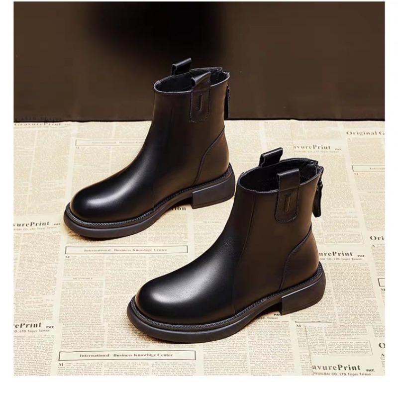 Winter Soft Leather Boots Women's New Autumn Flat-bottomed Rear Zipper Single Boots Velvet Martin Boots Short Boots