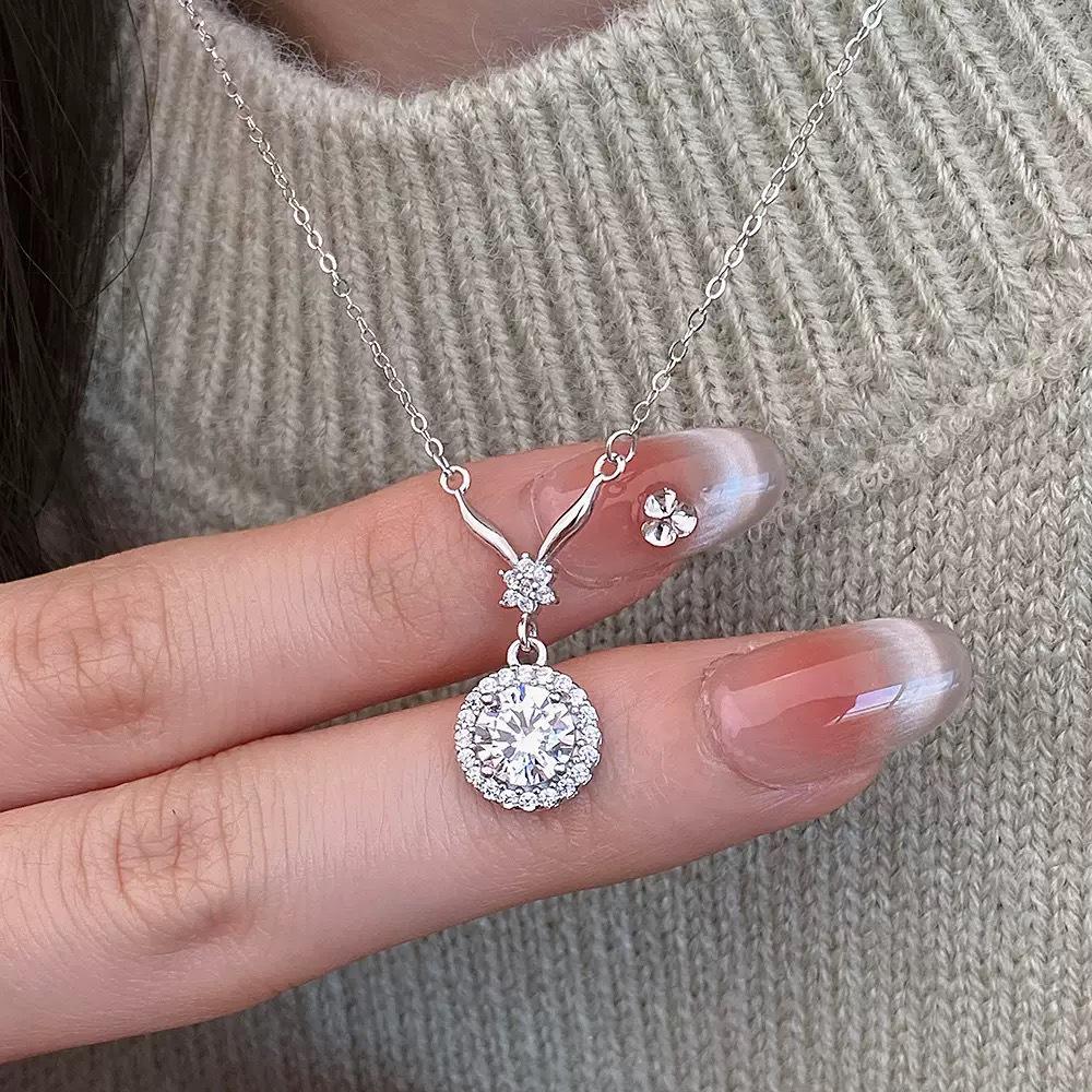 Moissanite S925 Sterling Silver Mermaid Tail Necklace - Elegant Clavicle Chain for Women