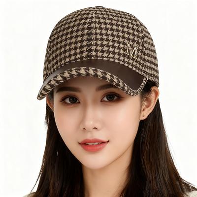 Casquette de Baseball à Motif Pied-de-poule avec Logo M Version Coréenne Chapeau pour Femme Casquette Polyvalente à Visière Courte