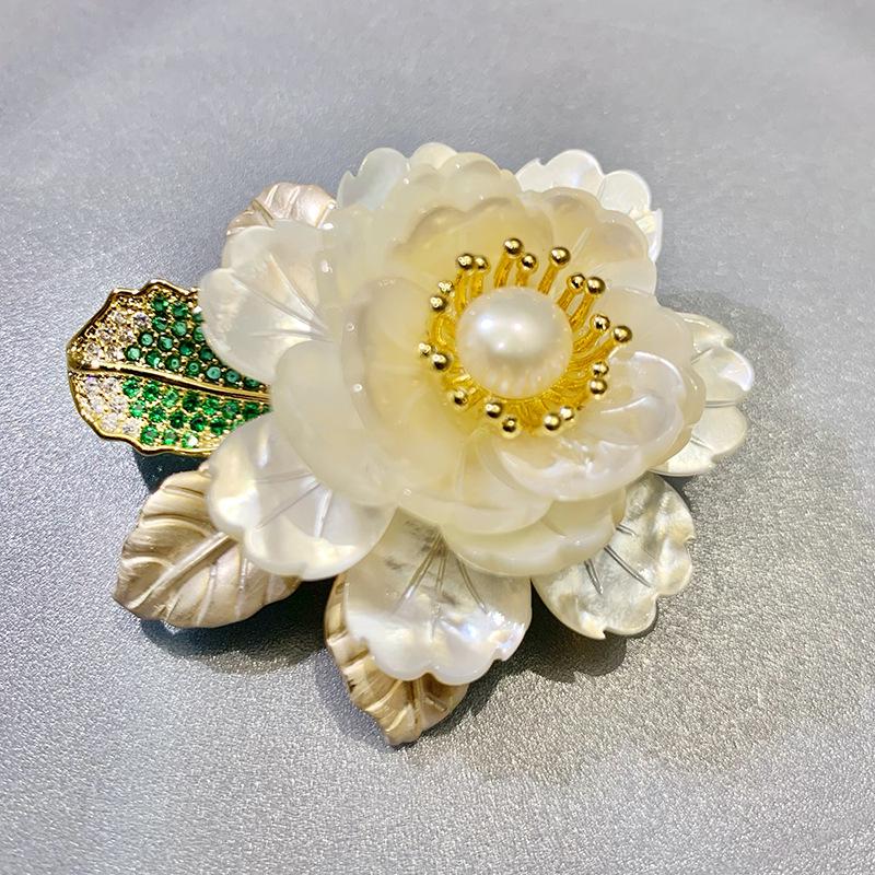 Bo Xin Yun Handmade Pearl Shell Peony Brooch – Elegant Luxury Accessory for Women