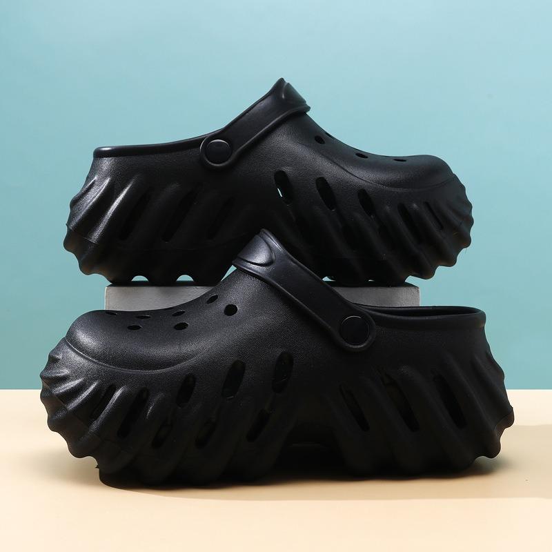 Couple Hole Shoes Men's and Women's Garden Shoes Bag Head Drag EVA Beach Shoes Breathable Sandals Two Wear Cool Slippers Non-slip
