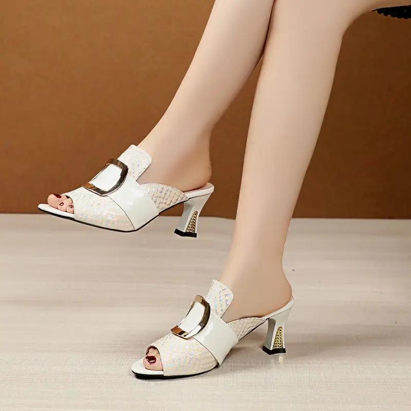 

2026 Open Toe Women s Sandals Elegant Thick Middle Heel Slippers Fashion Summer Comfort Woman Middle Heel Shoes Chaussure Femme 35 бежевий