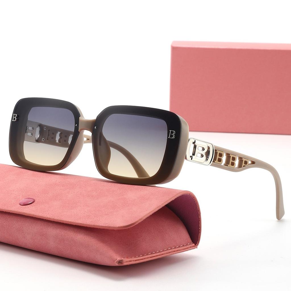 Lunettes de soleil carrées de luxe avec branches lettrées, Lunettes de soleil stylées pour femmes et hommes.