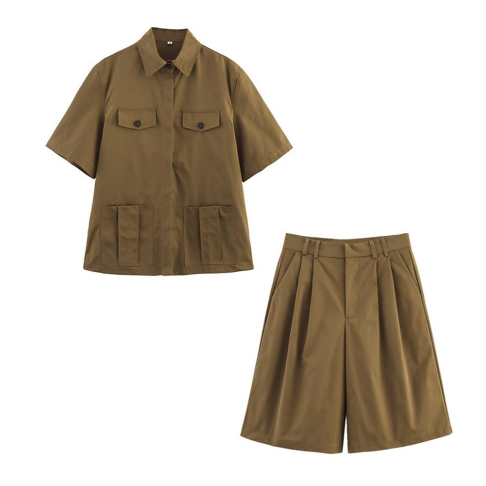 

2025 Spring/Summer Women s Commuter Shirt & Pleated Shorts Set with Pocket Details L