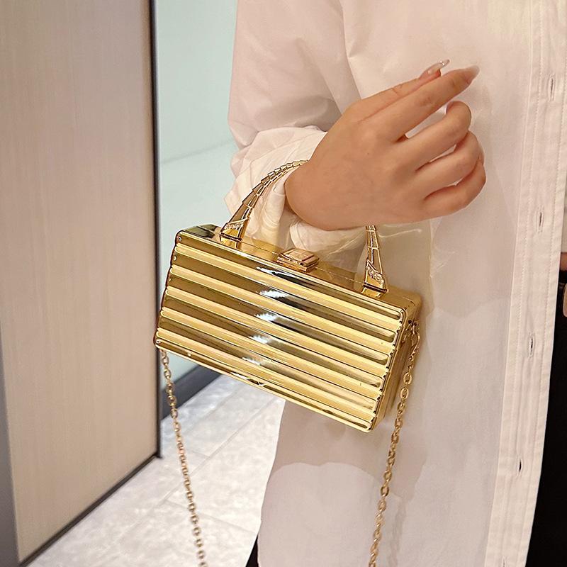 Acrylic Bag 2025 New European and American Fashion Ice Crack Personalized Portable Messenger Women Shoulder Dinner Bag Tide