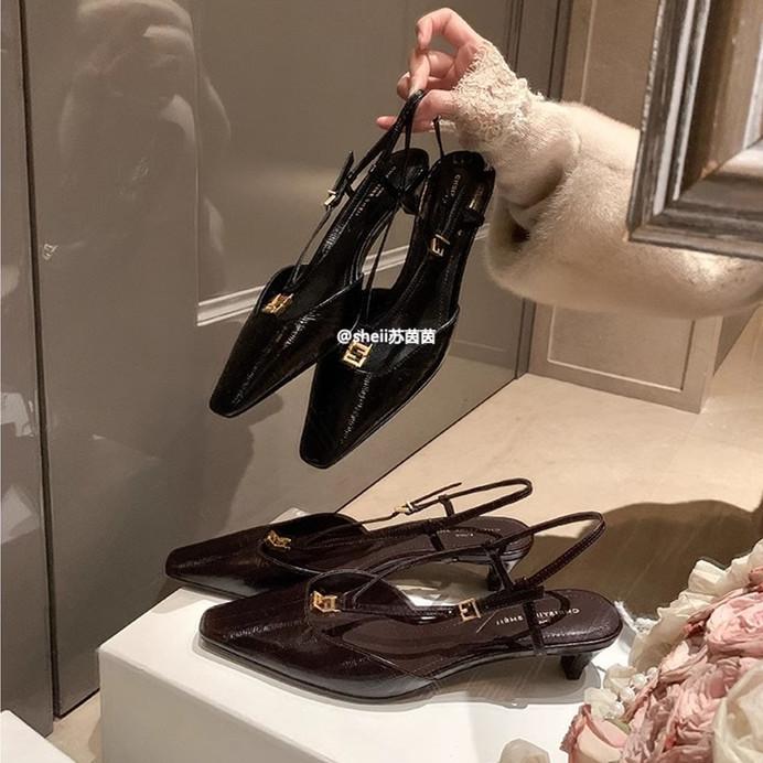 Rich beauty in Beijing circle~ leather square head small gold buckle eel pattern kitten and empty sandals for women in summer